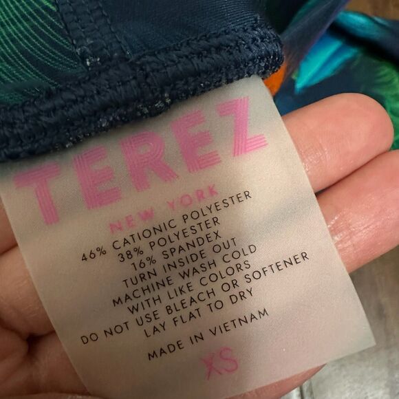 TEREZ Feather Print High-Rise Full Length Leggings in Black Multicolor - Picture 9 of 13